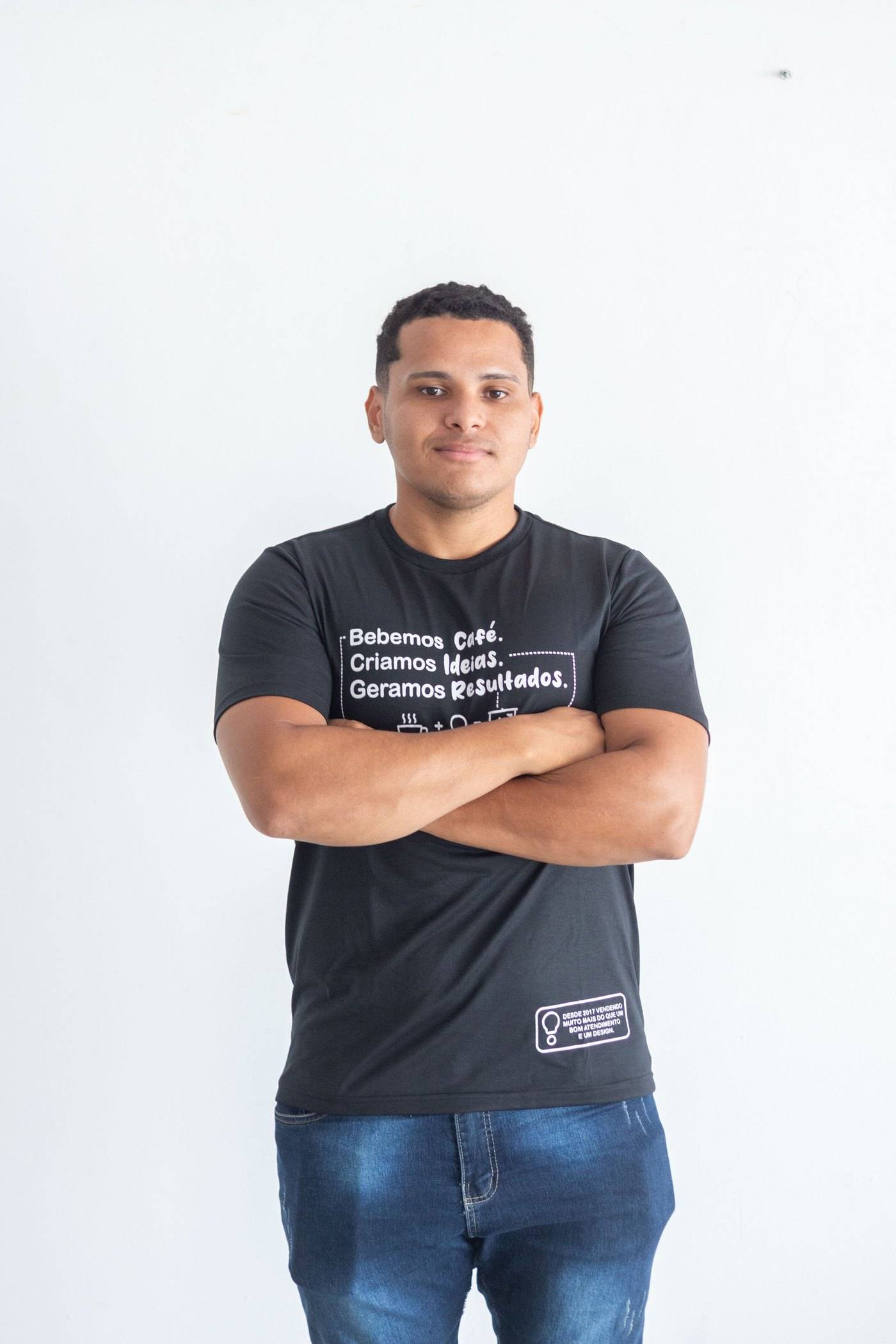 Wagner Abreu, Design Gráfico na Agência Ideia